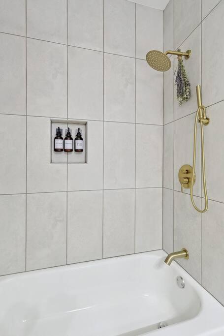 Вилла Wellness Oasis 5Br W Pool + Huge Yard + Fire Pit Sachse Экстерьер фото