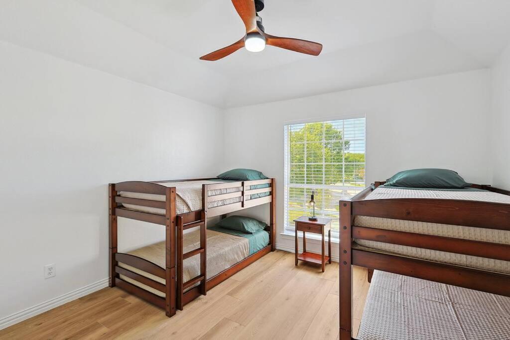 Вилла Wellness Oasis 5Br W Pool + Huge Yard + Fire Pit Sachse Экстерьер фото
