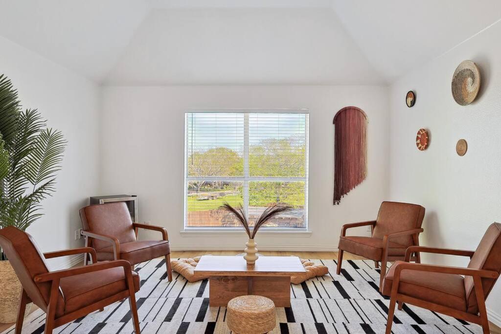 Вилла Wellness Oasis 5Br W Pool + Huge Yard + Fire Pit Sachse Экстерьер фото