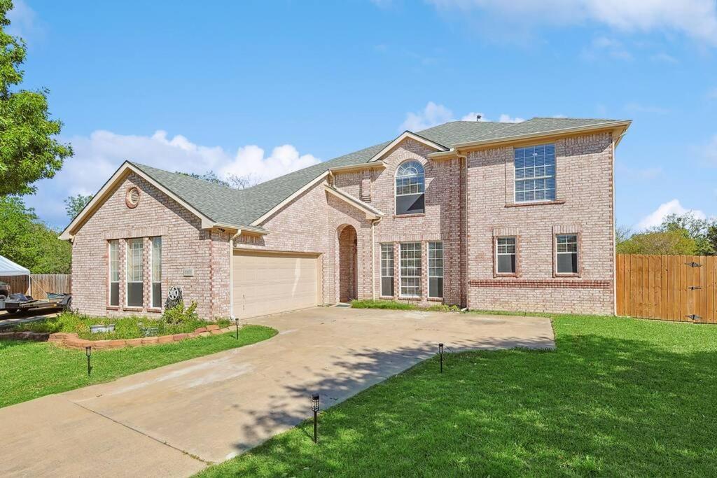Вилла Wellness Oasis 5Br W Pool + Huge Yard + Fire Pit Sachse Экстерьер фото