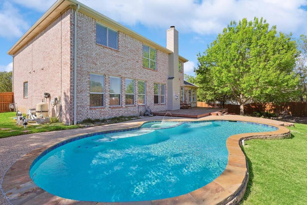 Вилла Wellness Oasis 5Br W Pool + Huge Yard + Fire Pit Sachse Экстерьер фото